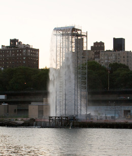 The New York City Waterfalls, Brooklyn Piers